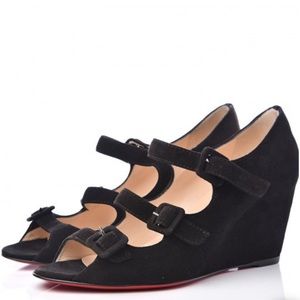 NEW Christian Louboutin Veau Velours Black 70 Open Toe Buckle Wedges Size 8.5